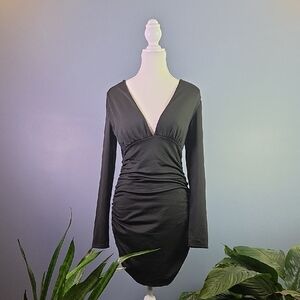 Black Long-Sleeve V-Neck Ruched Women’s Dress M